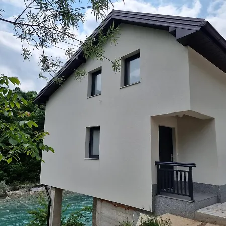 Nour 아파트 코니츠